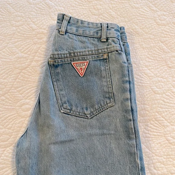 Vintage Guess Jeans, light blue wash - Picture 1 of 9